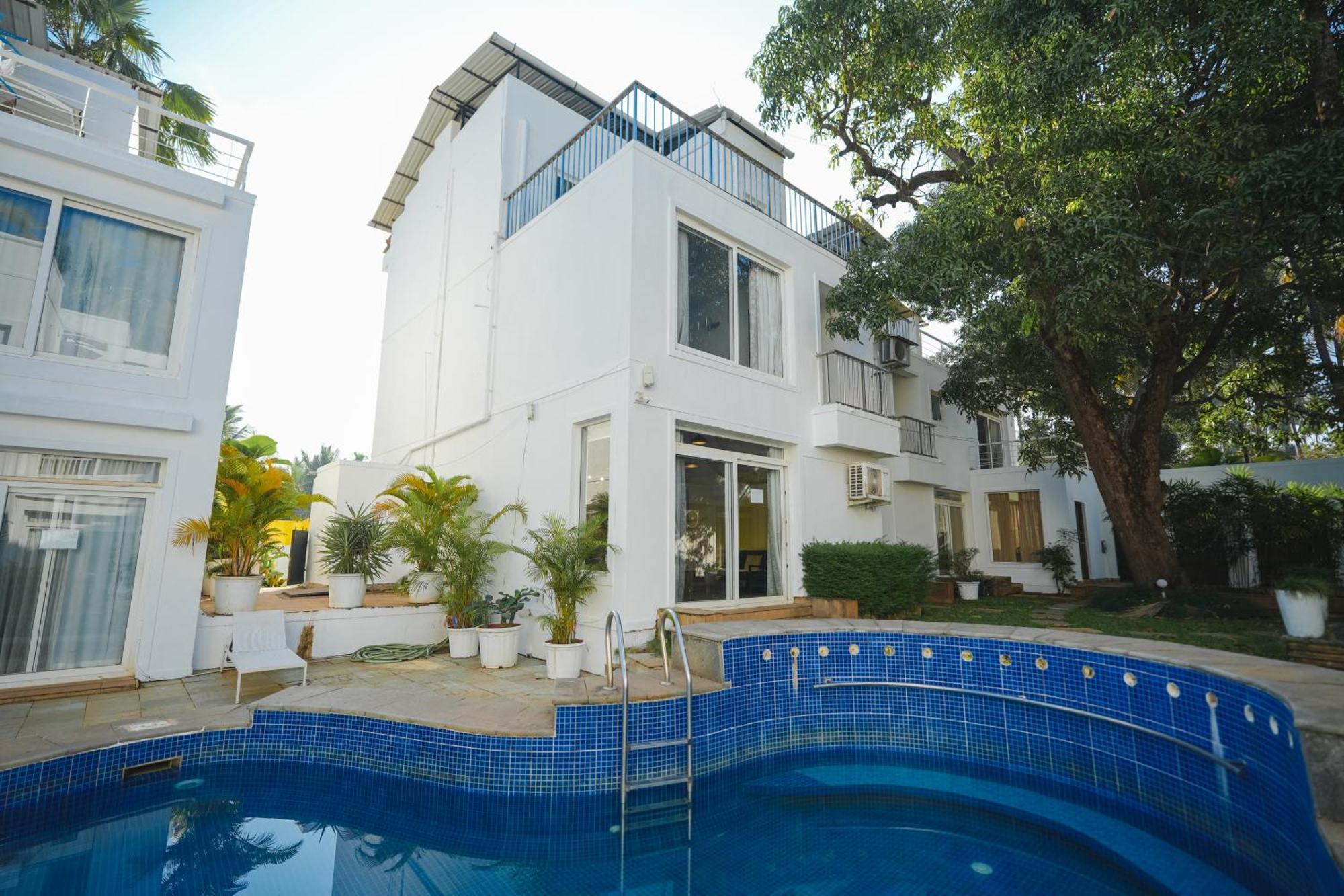 Villa M - Jia 3- 3Bhk In Candolim, Pool Facing, Near Beach, Breakfast Included Екстер'єр фото